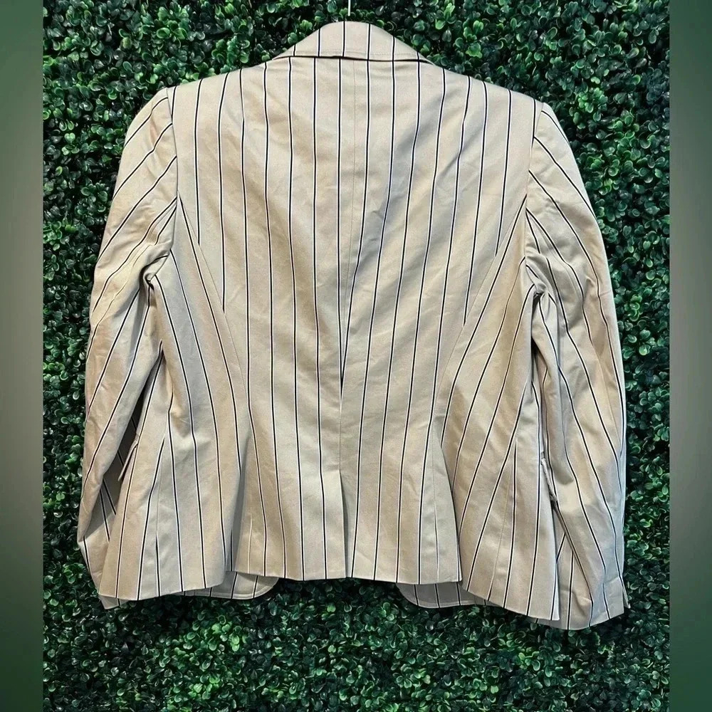 Talbots Petite Blazer - Size 2 - Picture 2 of 5